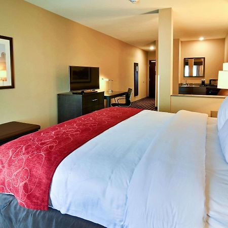 Comfort Suites Uniontown Esterno foto