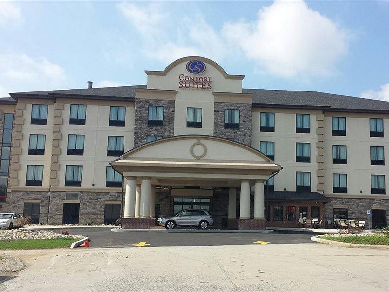 Comfort Suites Uniontown Esterno foto
