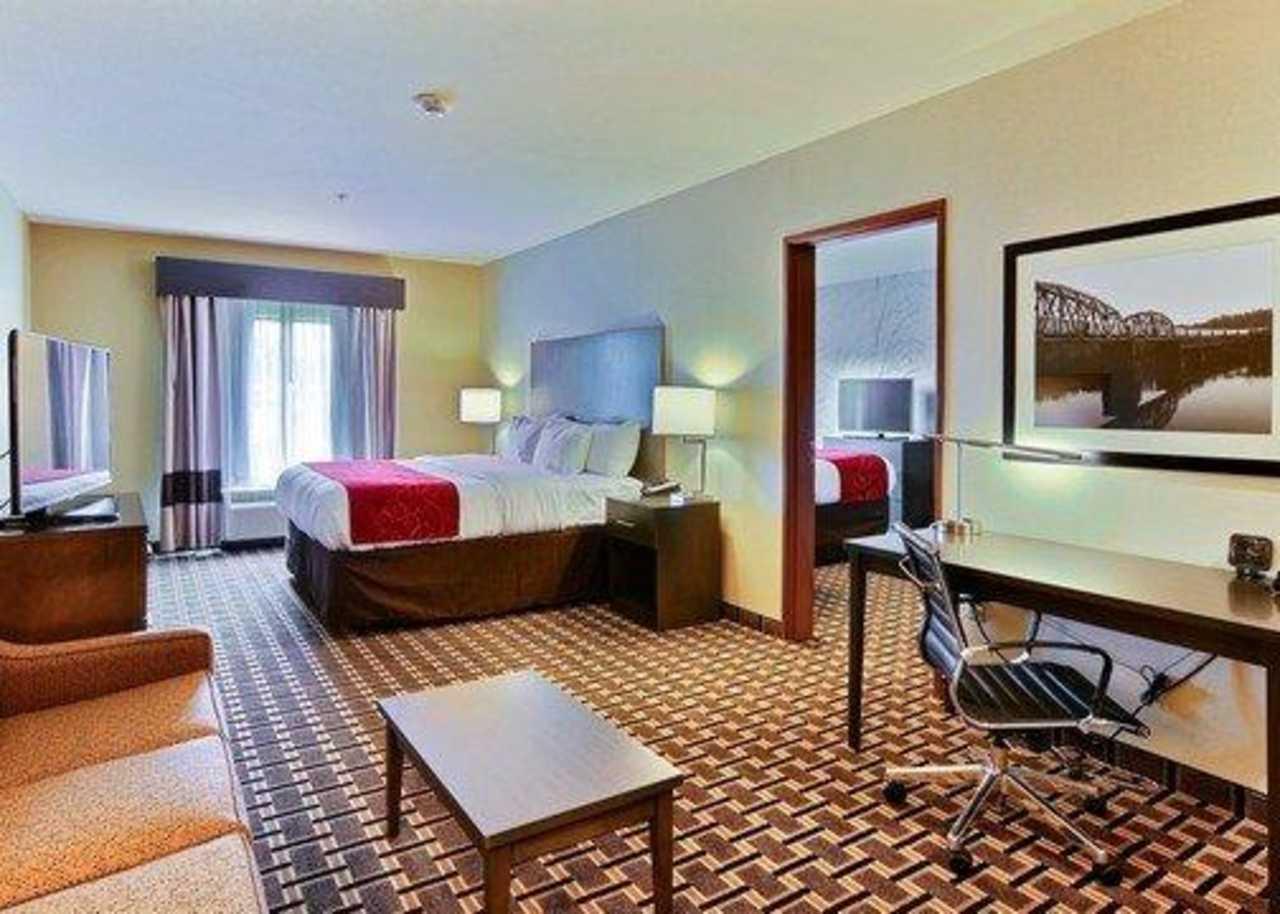 Comfort Suites Uniontown Esterno foto