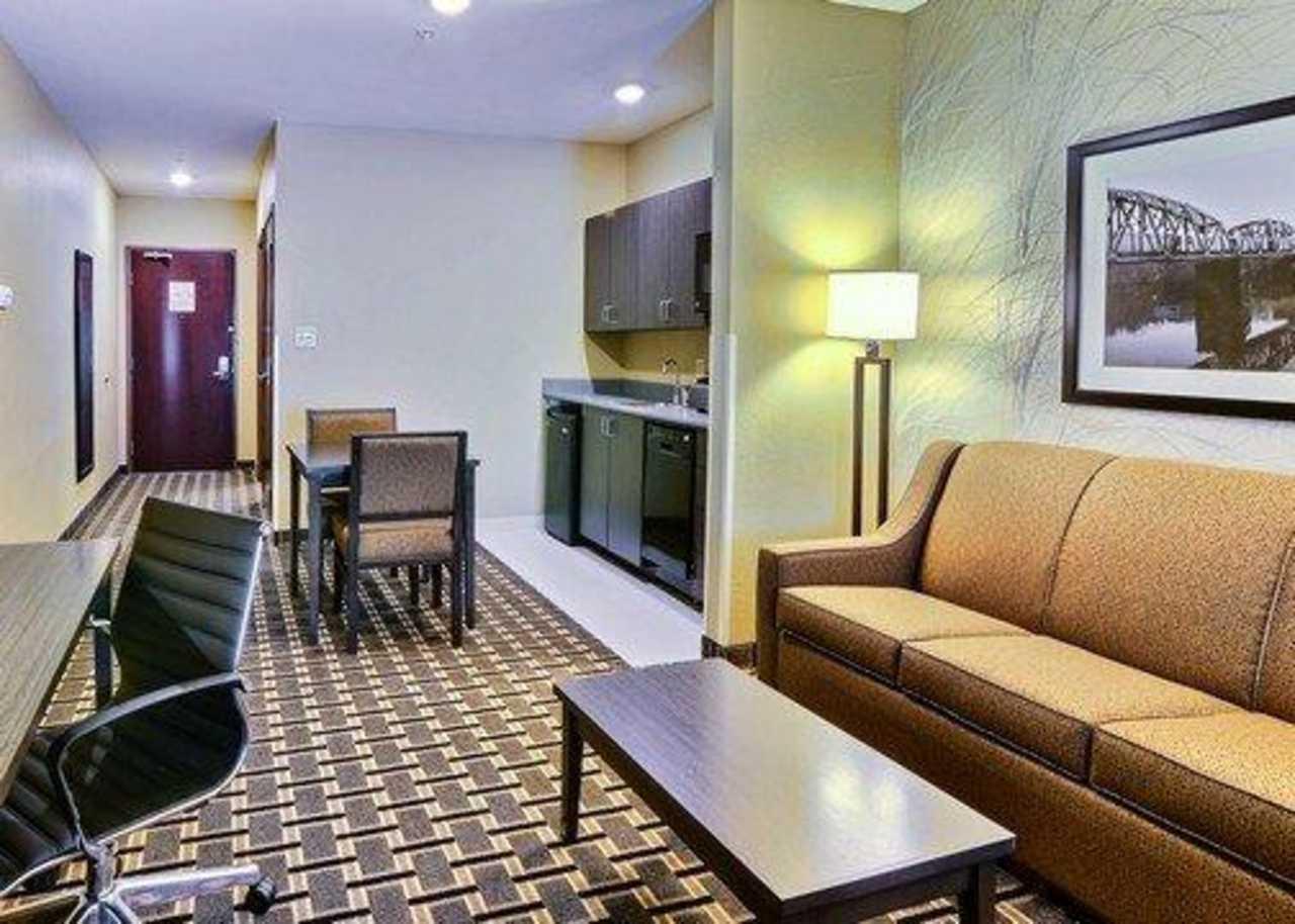 Comfort Suites Uniontown Esterno foto