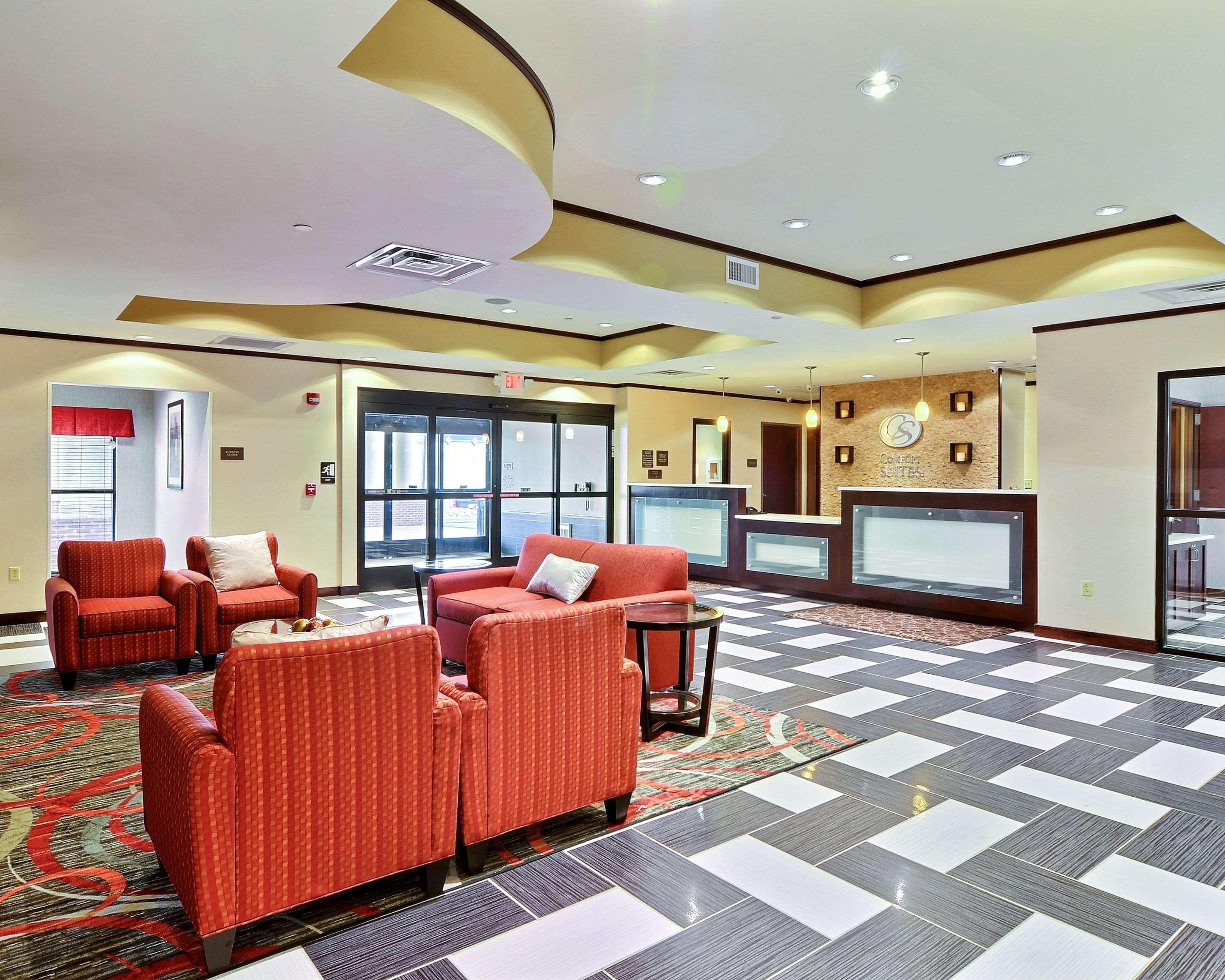 Comfort Suites Uniontown Esterno foto