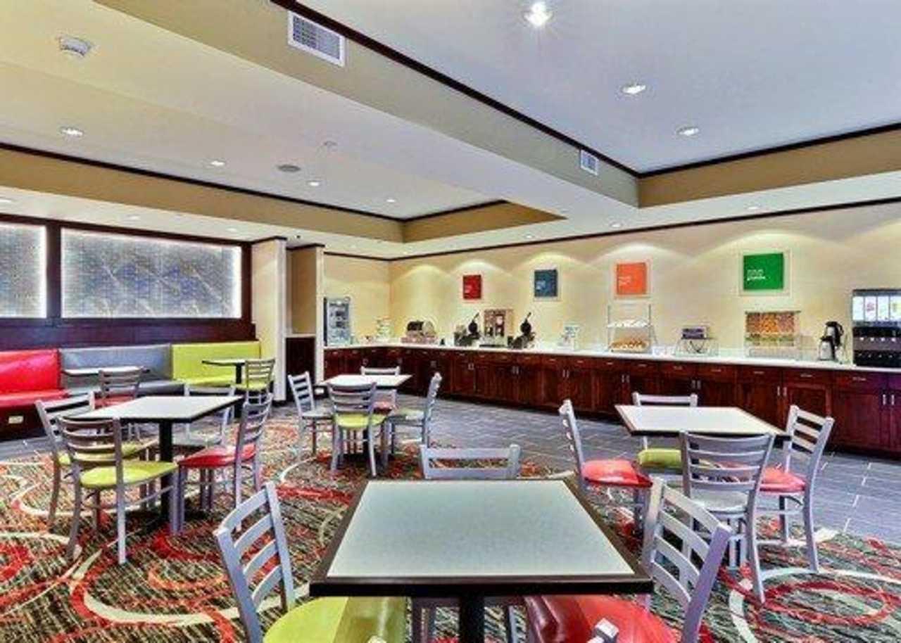 Comfort Suites Uniontown Esterno foto