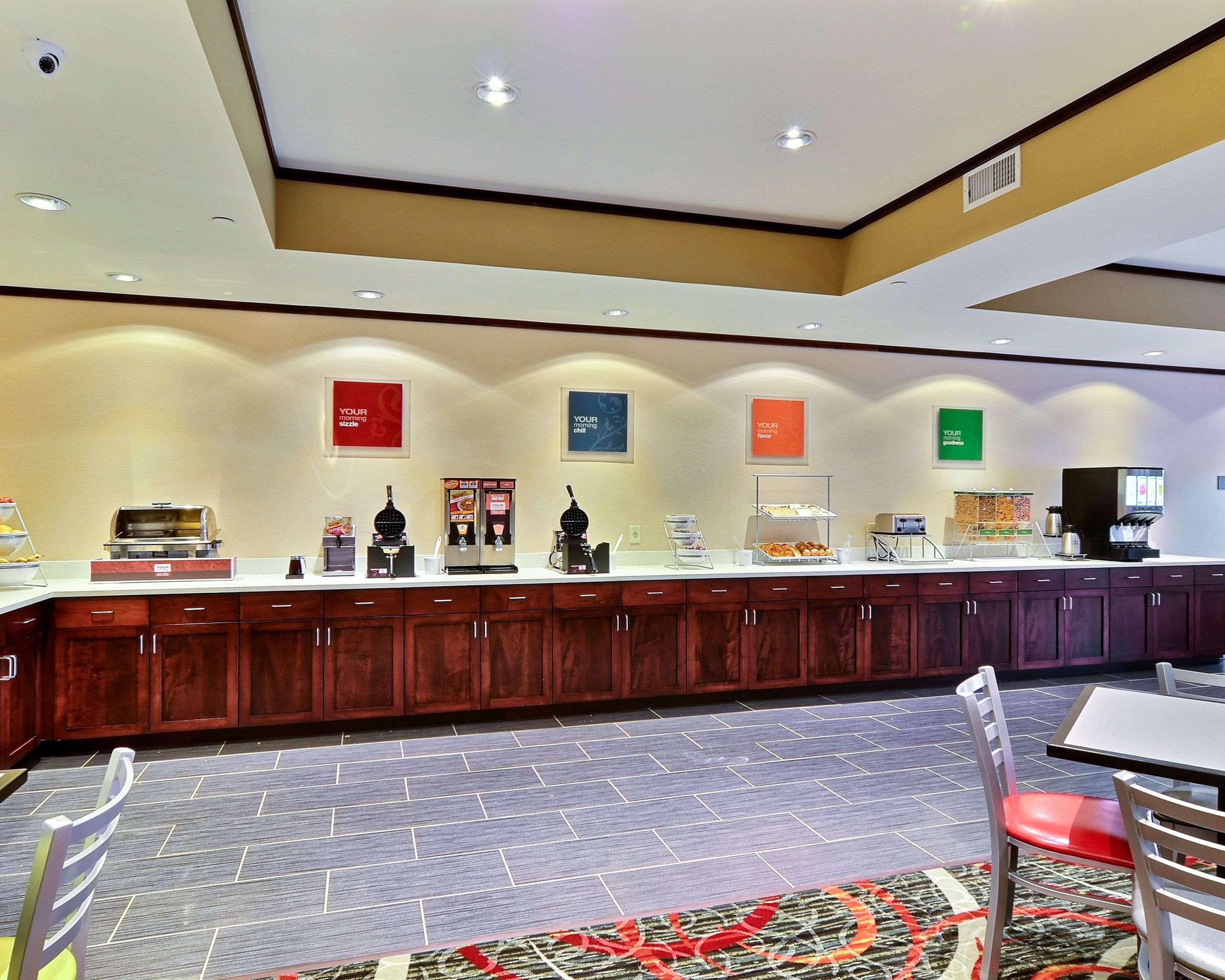Comfort Suites Uniontown Esterno foto