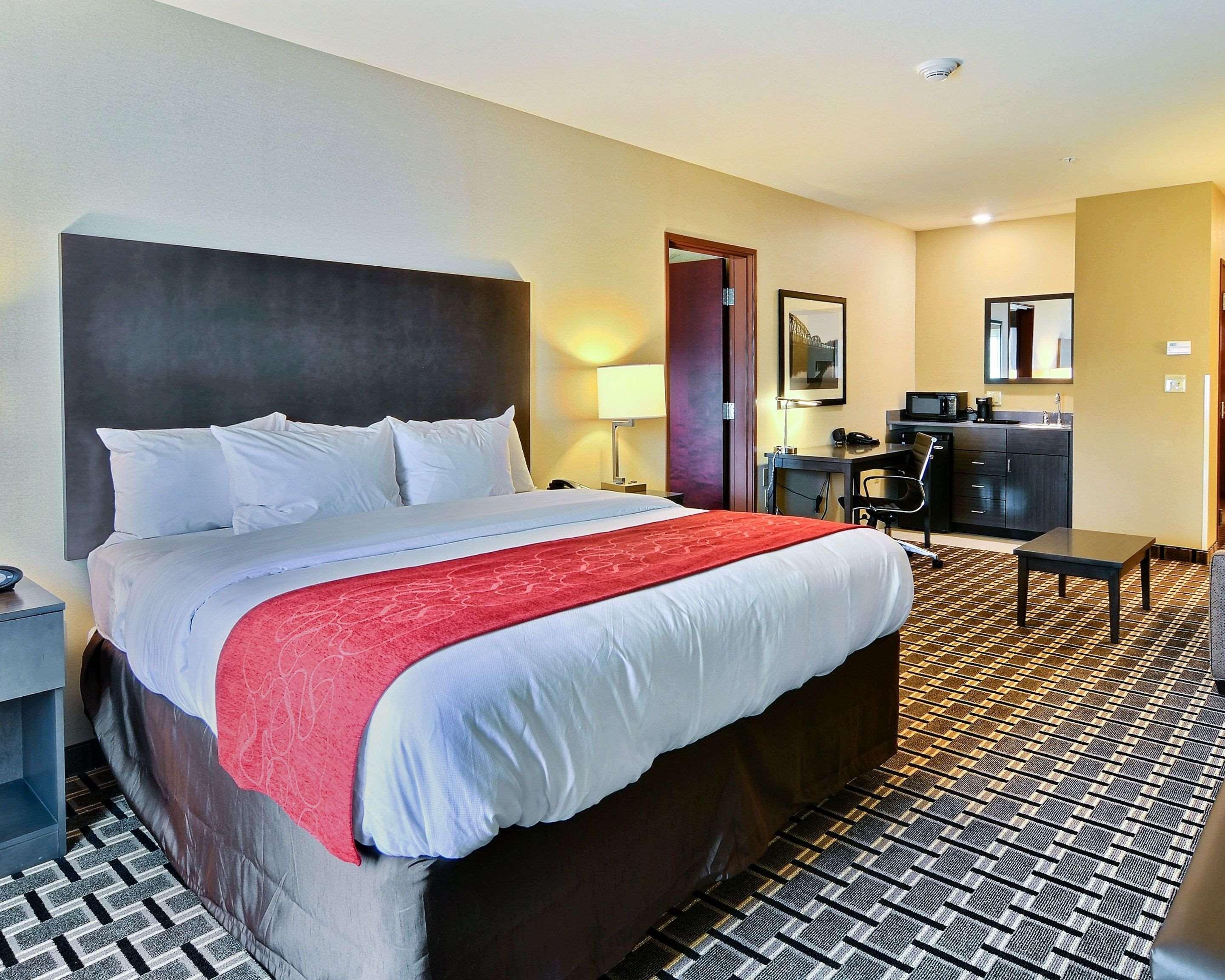 Comfort Suites Uniontown Esterno foto