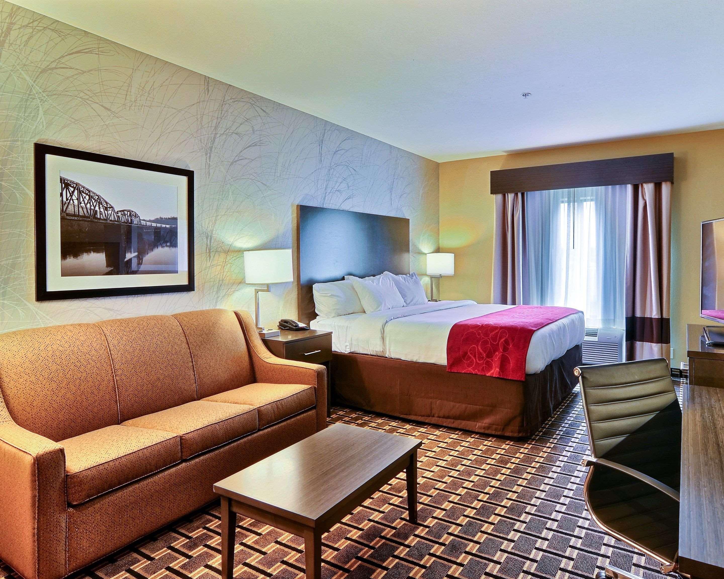 Comfort Suites Uniontown Esterno foto