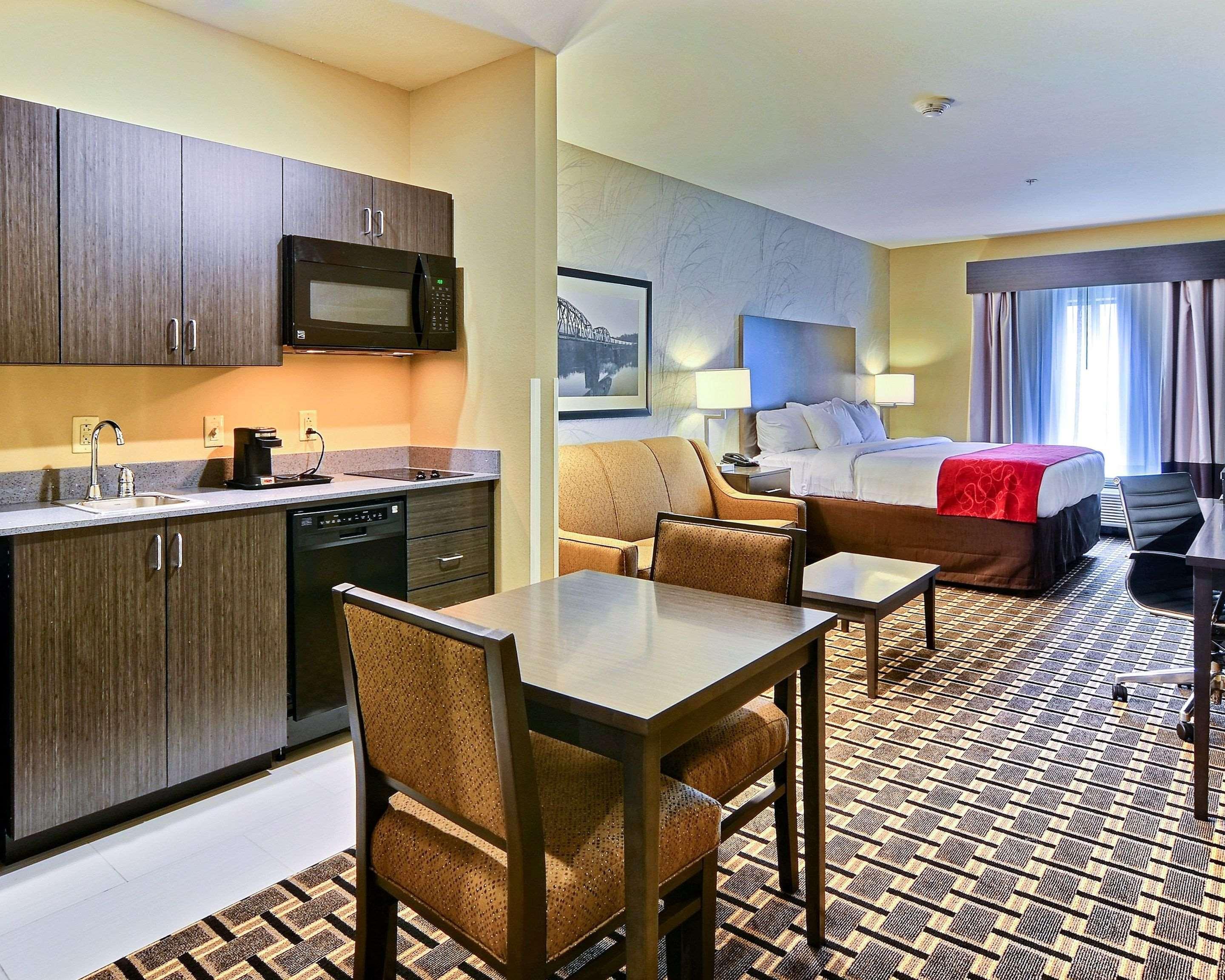 Comfort Suites Uniontown Esterno foto