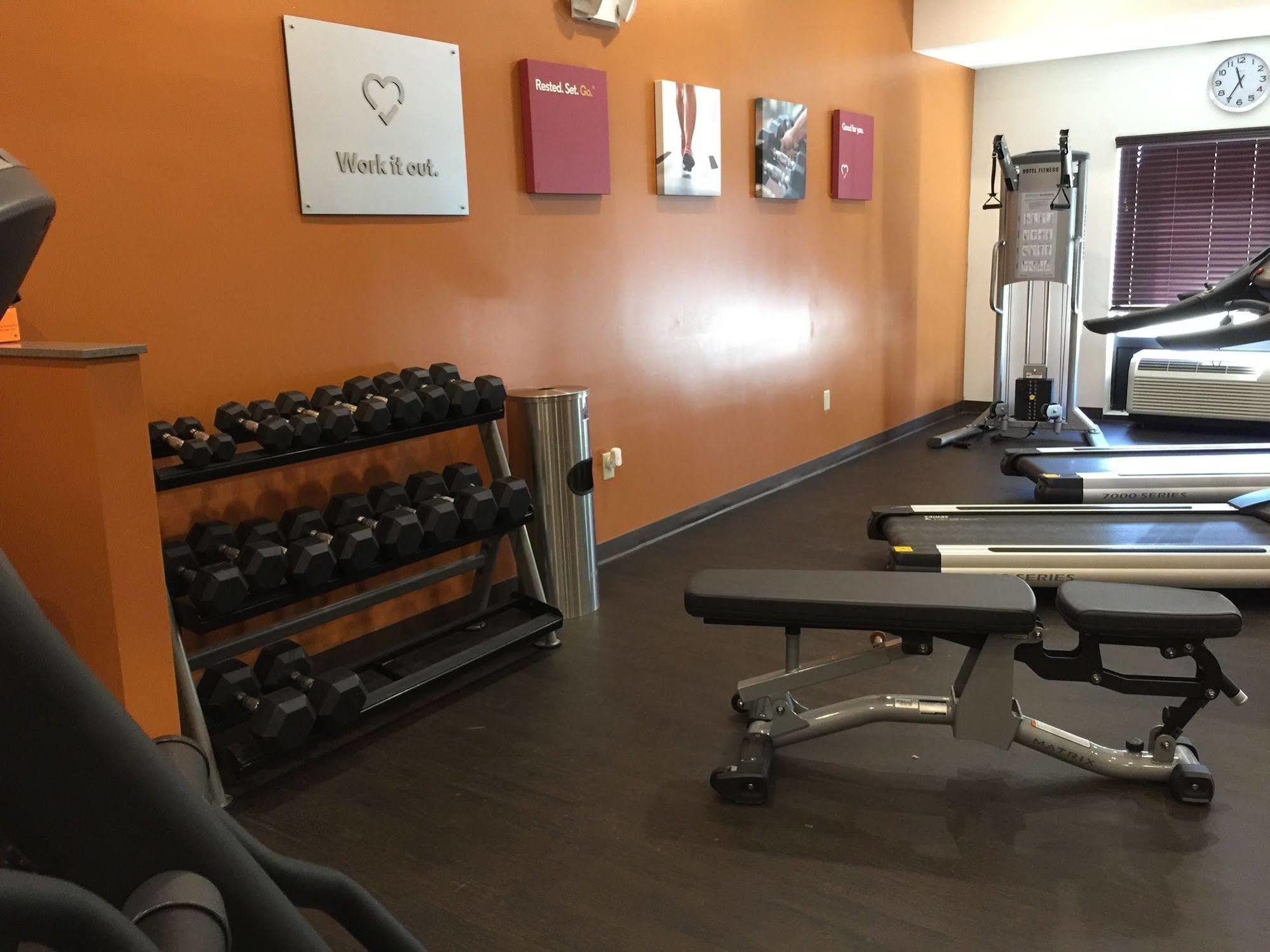 Comfort Suites Uniontown Esterno foto